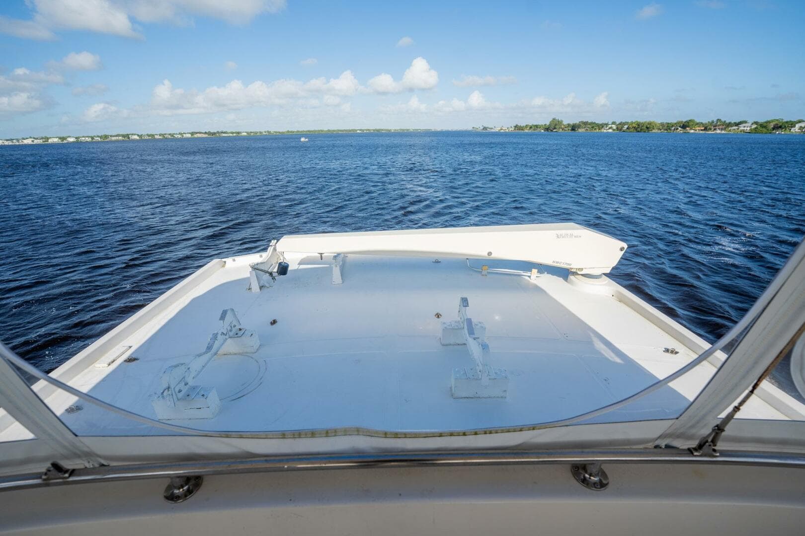 1989 Viking 63 Motor Yacht