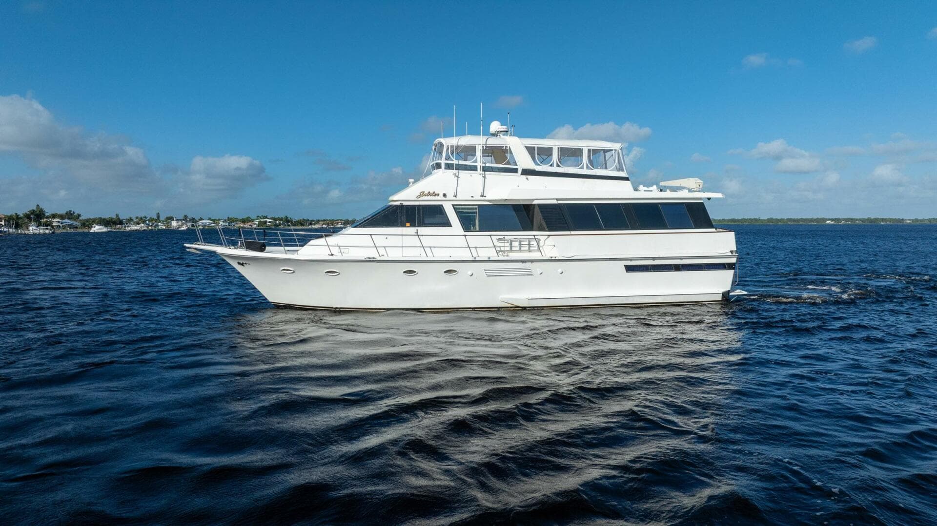 1989 Viking 63 Motor Yacht