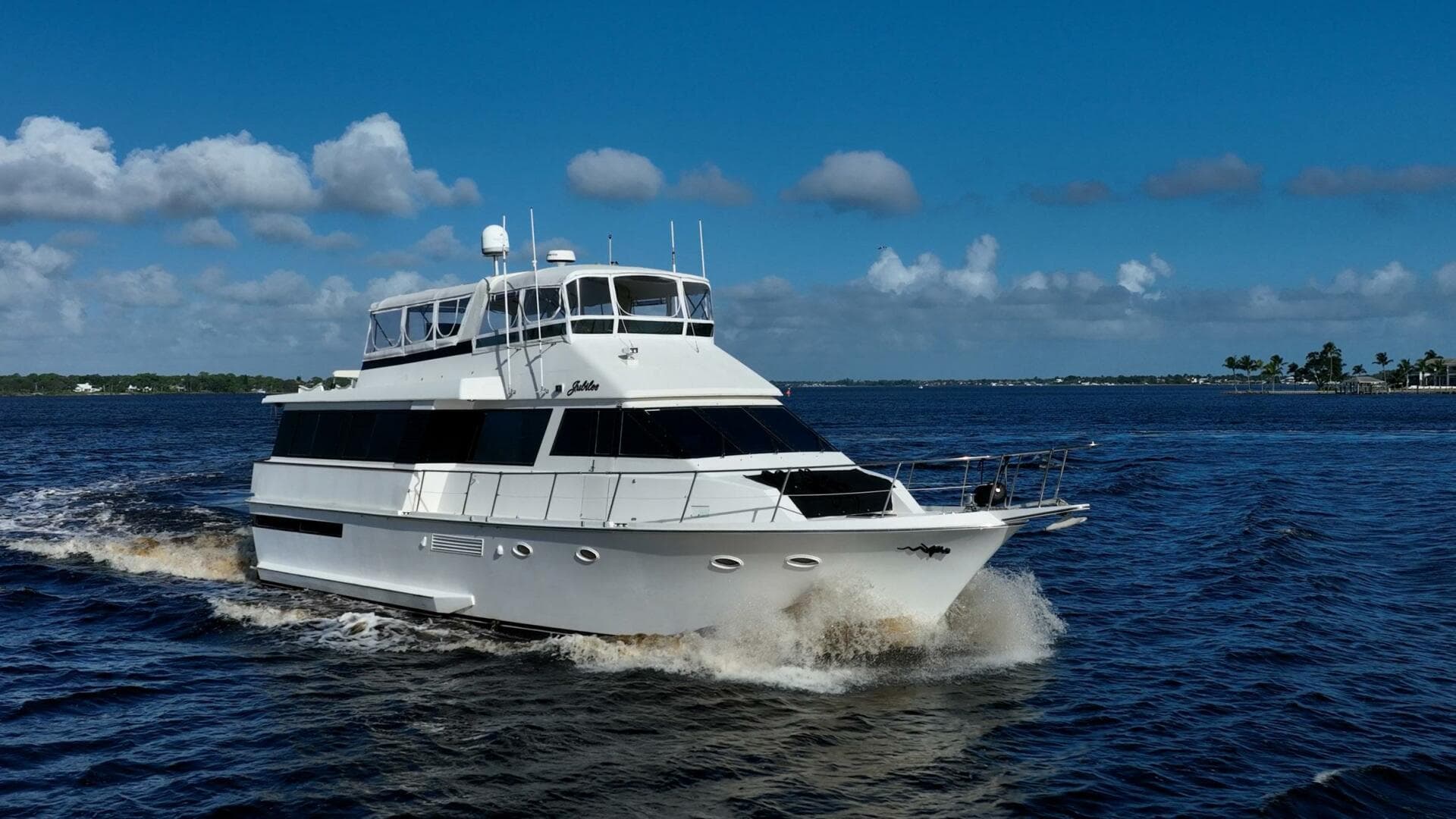 1989 Viking 63 Motor Yacht