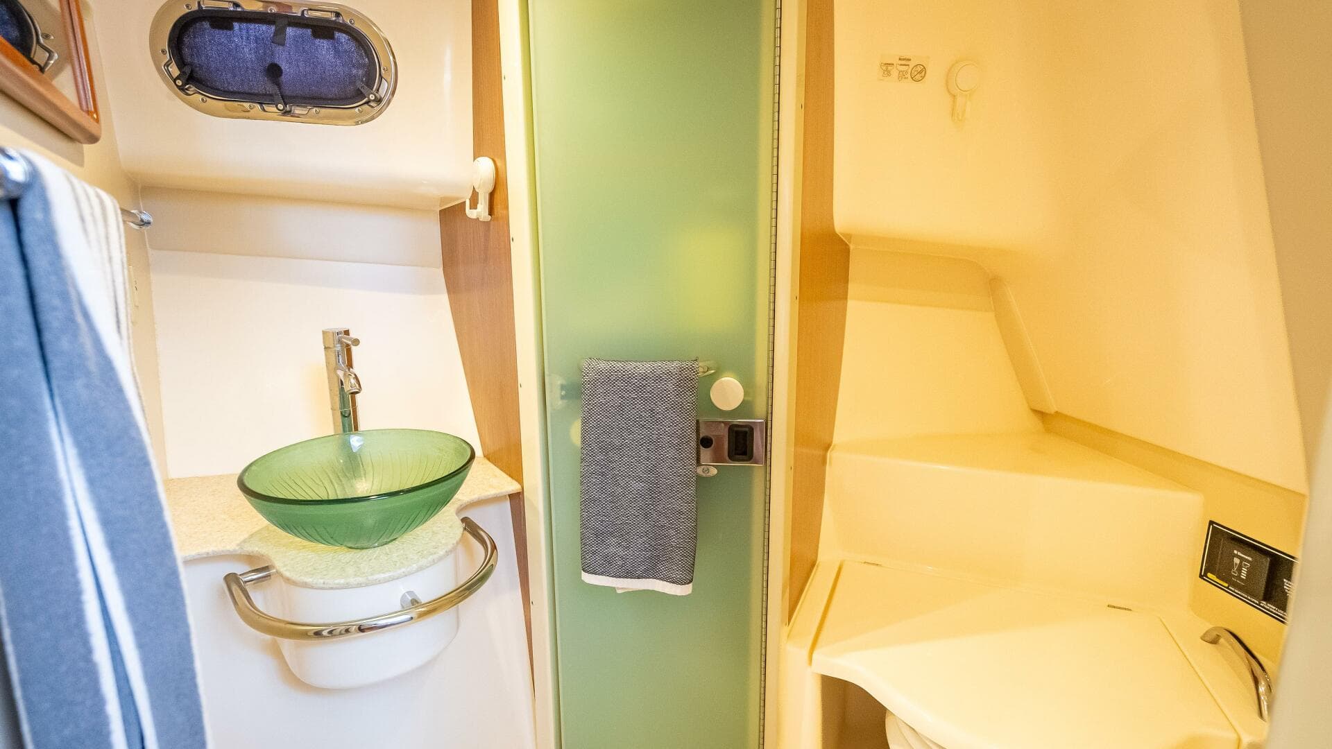 2011 Pursuit S345 Offshore