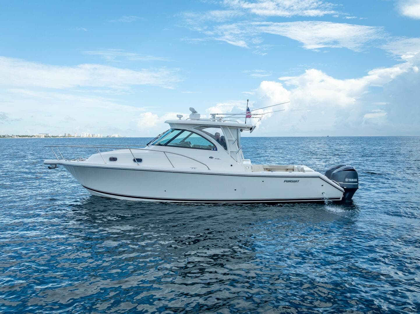 2011 Pursuit S345 Offshore