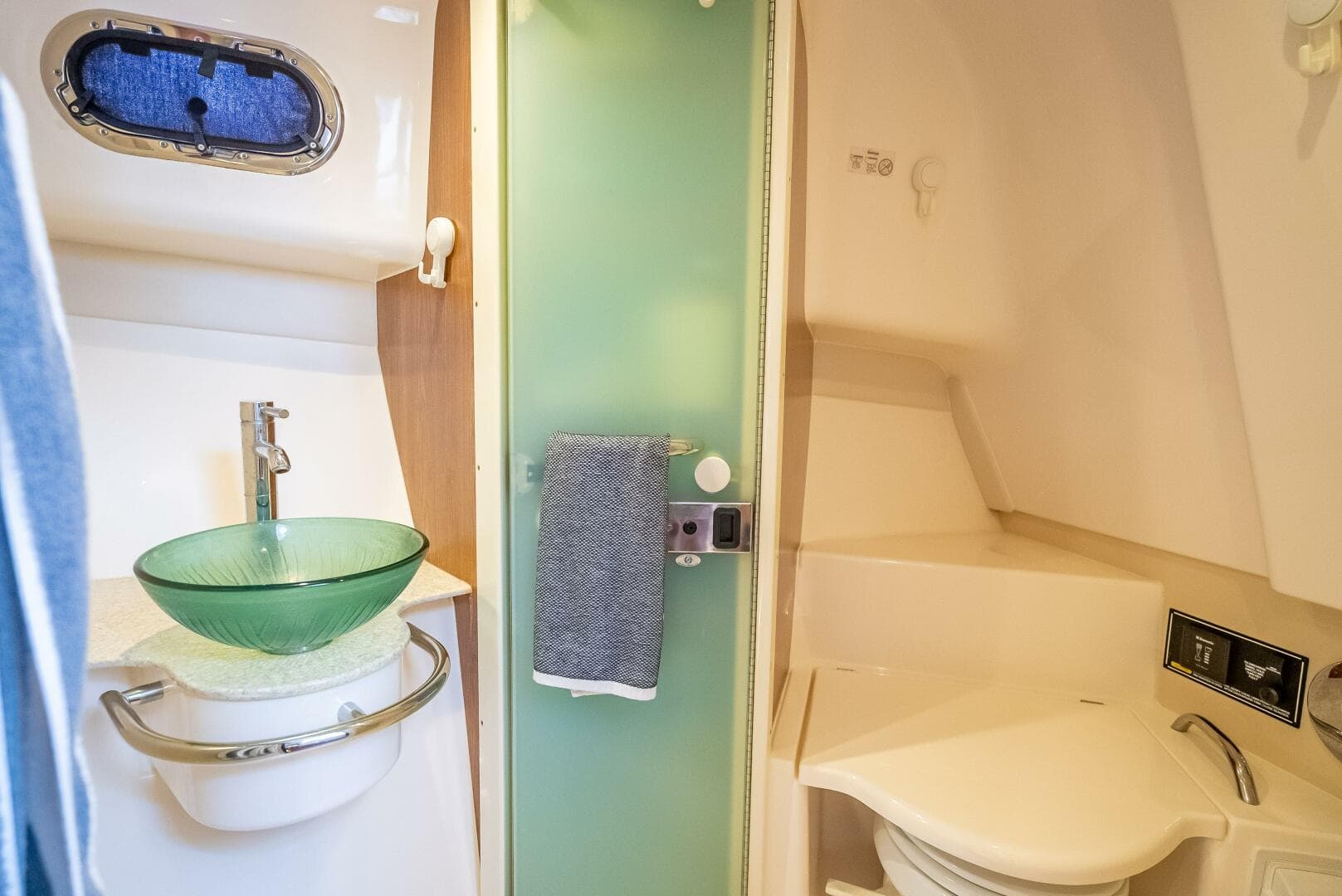 2011 Pursuit S345 Offshore