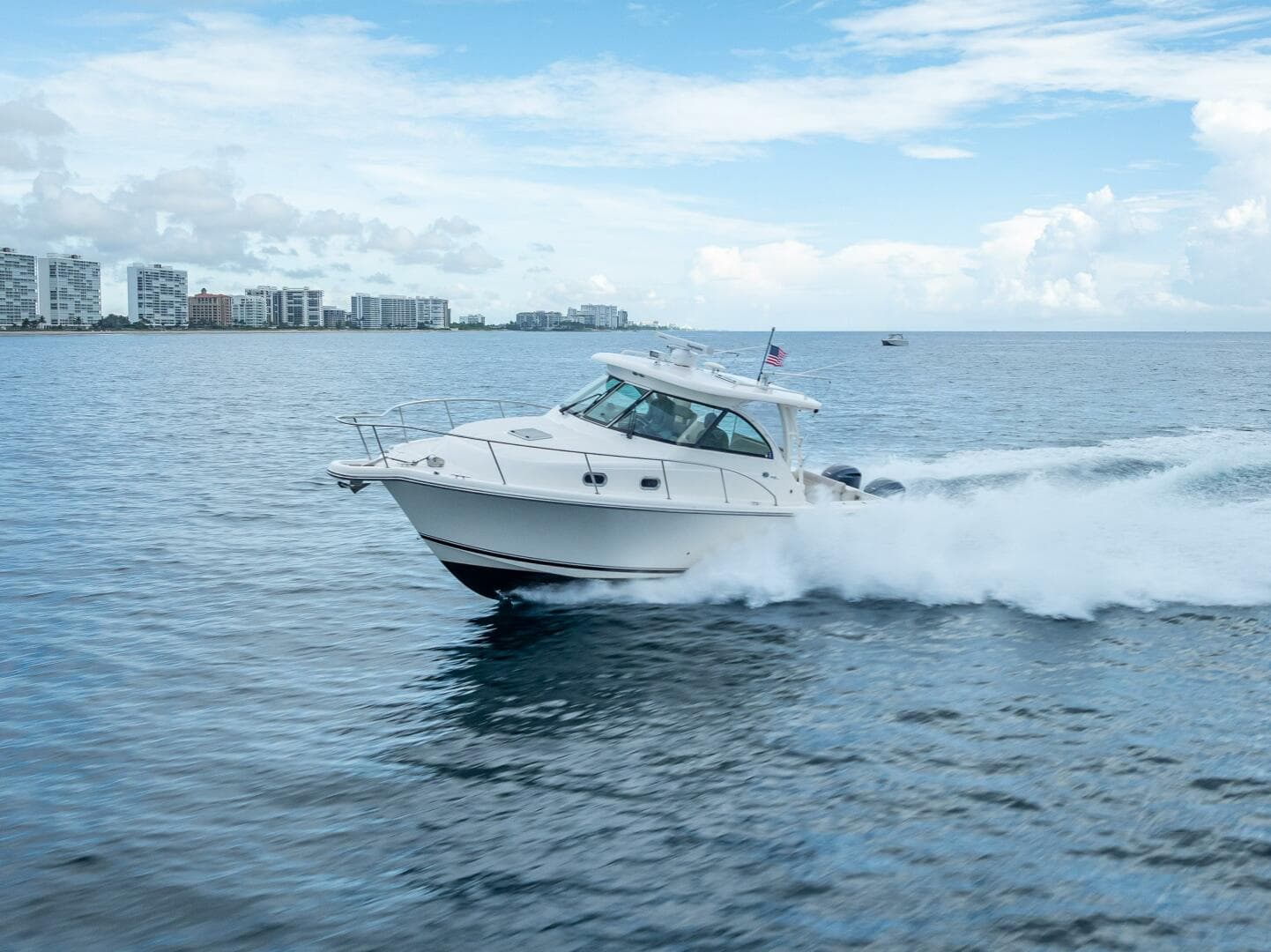 2011 Pursuit S345 Offshore