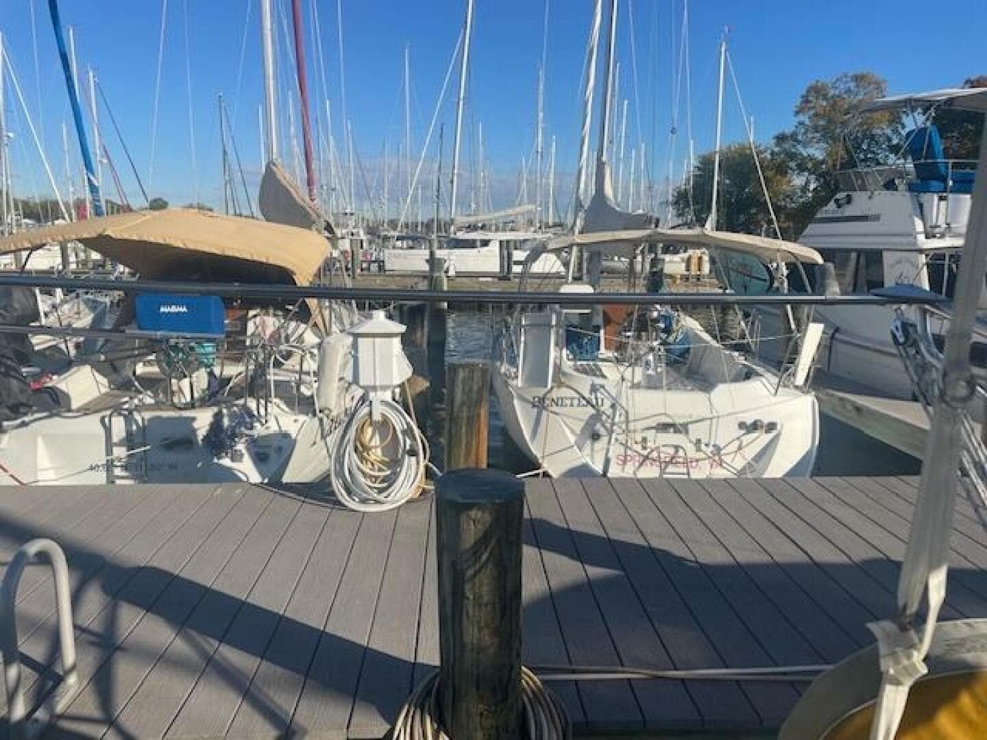 2006 Beneteau 423