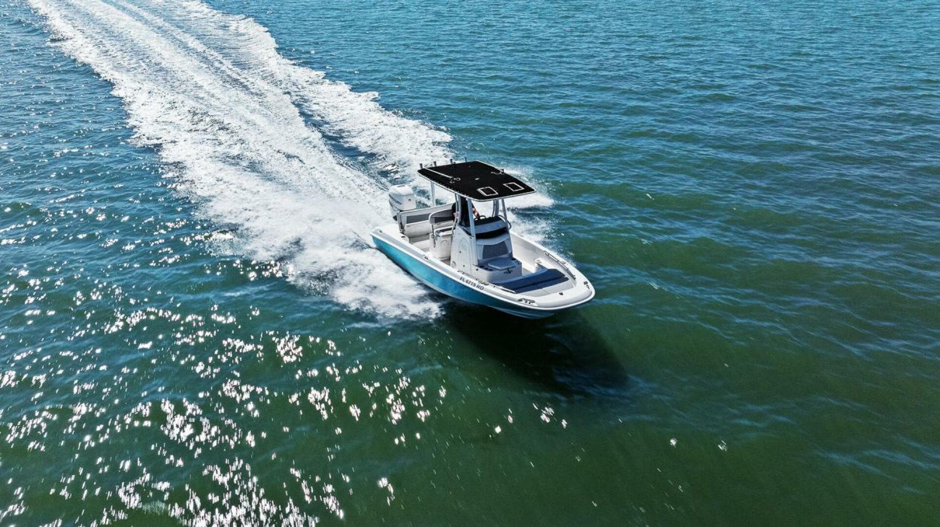 2016 Boston Whaler 210 Dauntless