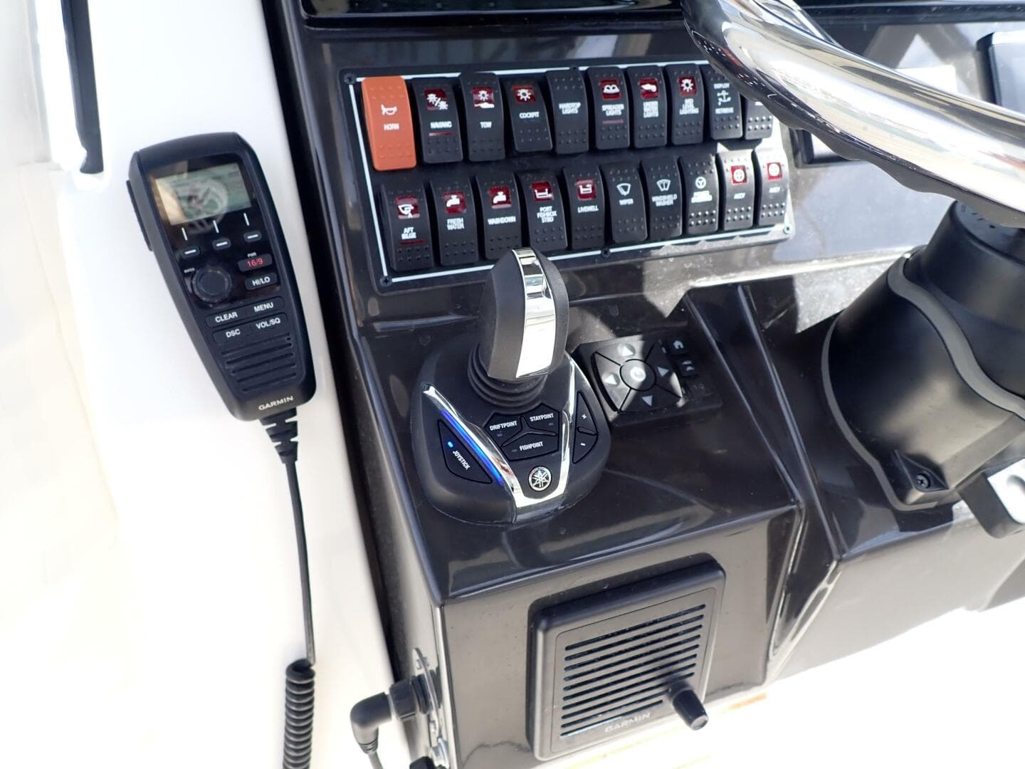 2024 Pursuit S 288 Sport