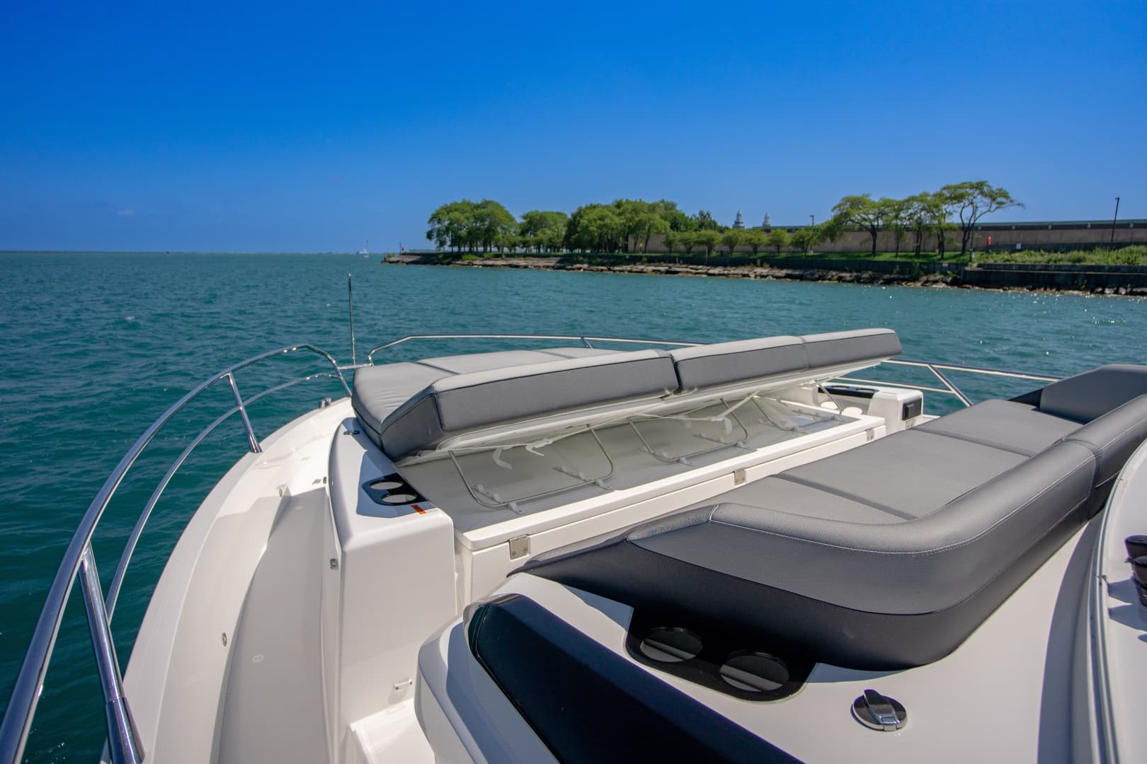 2025 Sunseeker 55 Predator