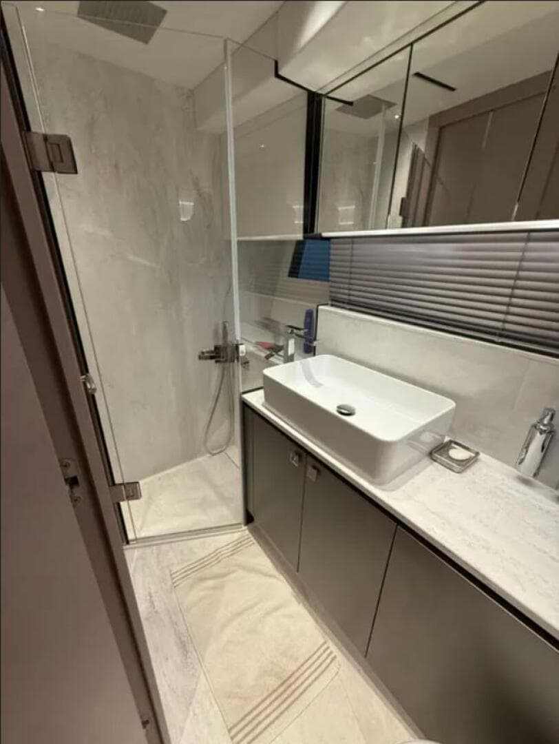 2025 Sunseeker 55 Predator