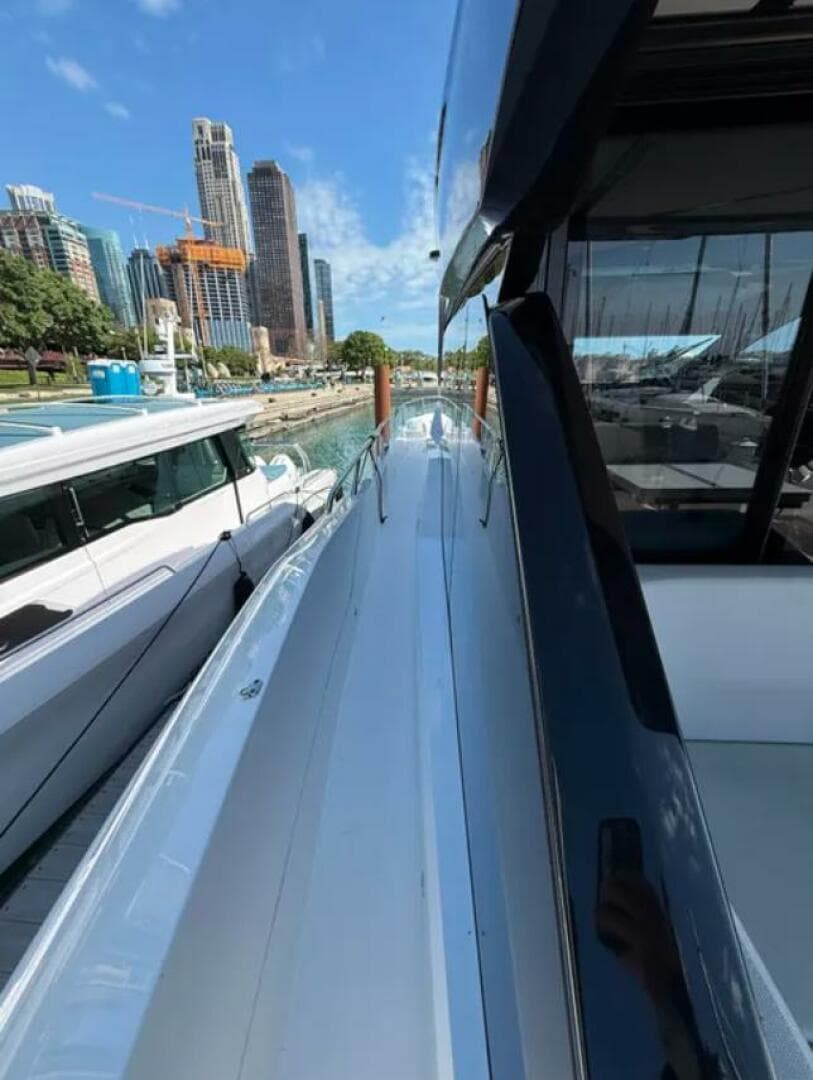 2025 Sunseeker 55 Predator