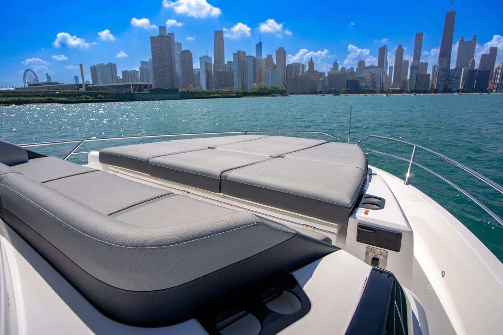2025 Sunseeker 55 Predator