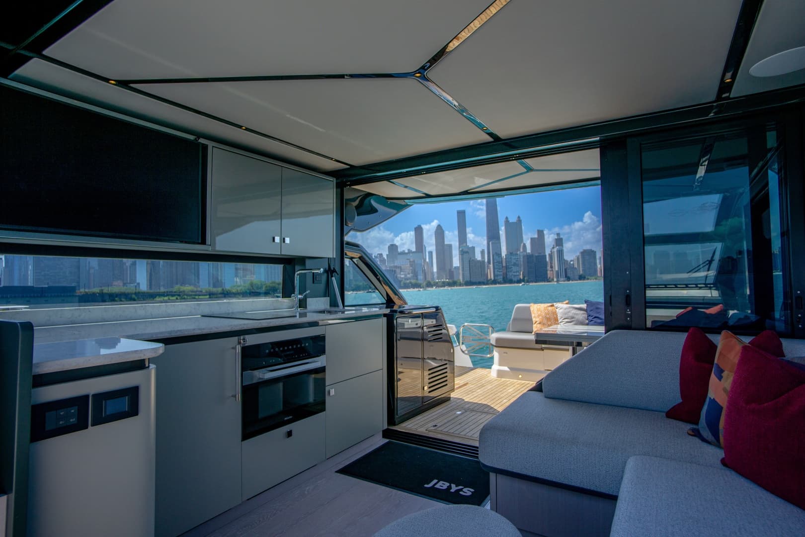 2025 Sunseeker 55 Predator