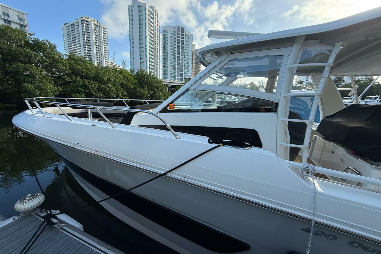 2020 Boston Whaler 420 Outrage