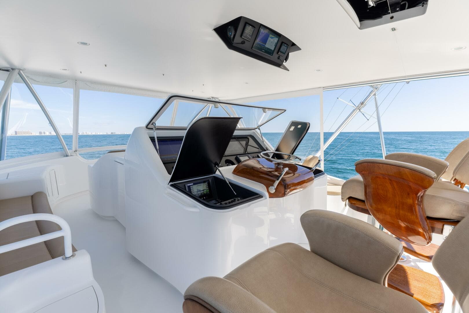 2013 Viking 76 Convertible- REEL FIRE- Helm