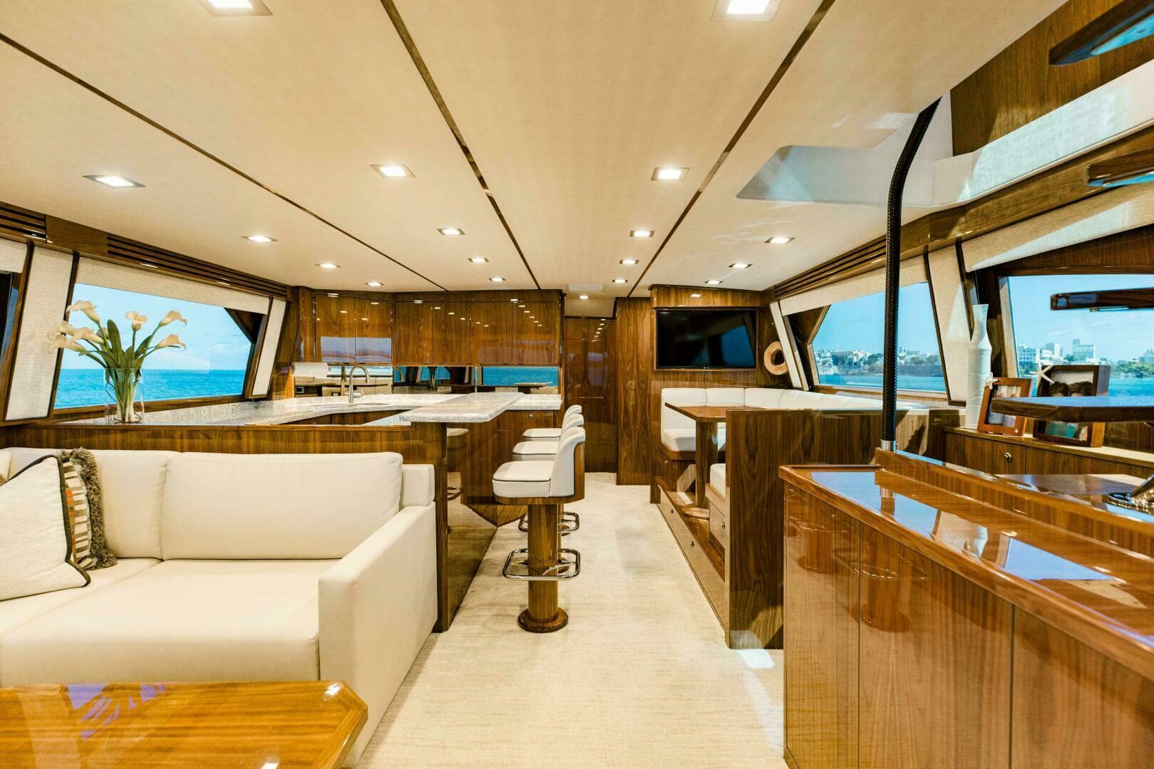 2020 Viking 72 Enclosed Bridge