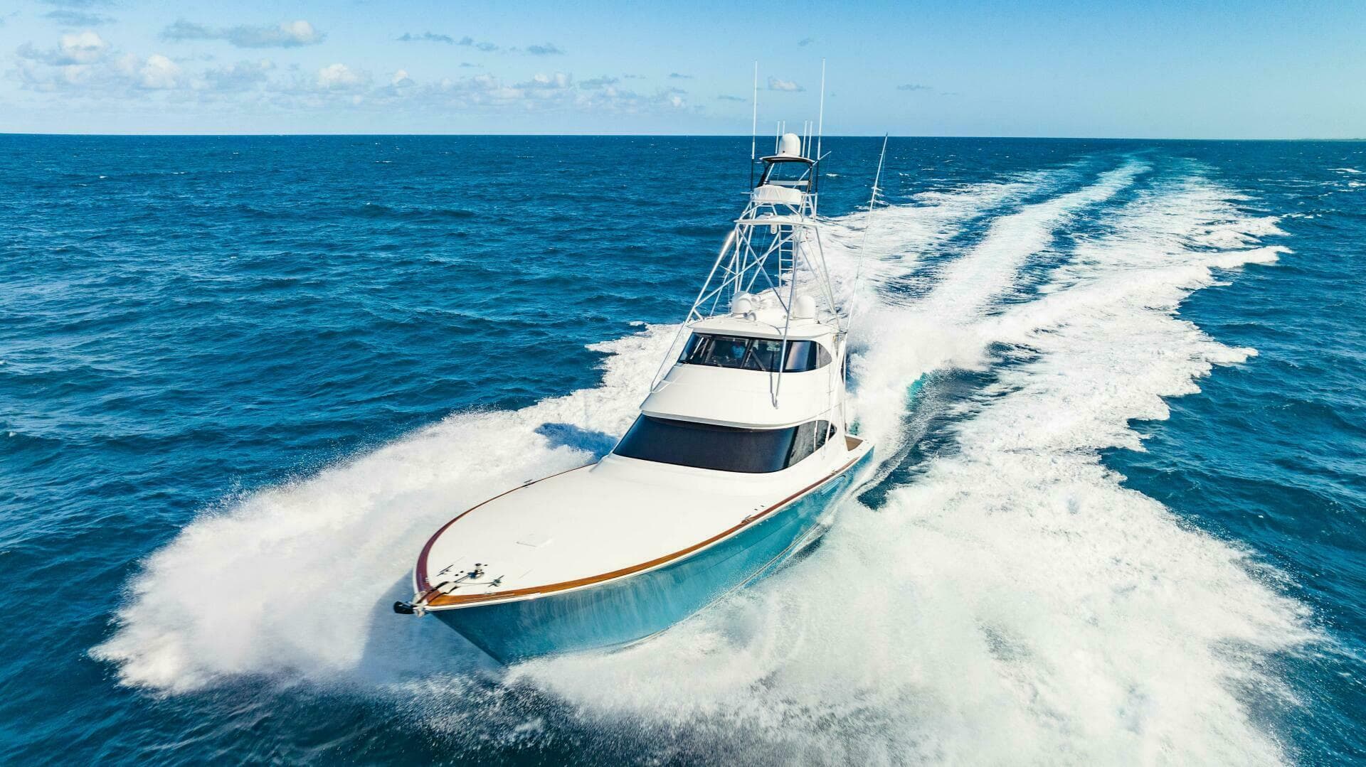 2020 Viking 72 Enclosed Bridge