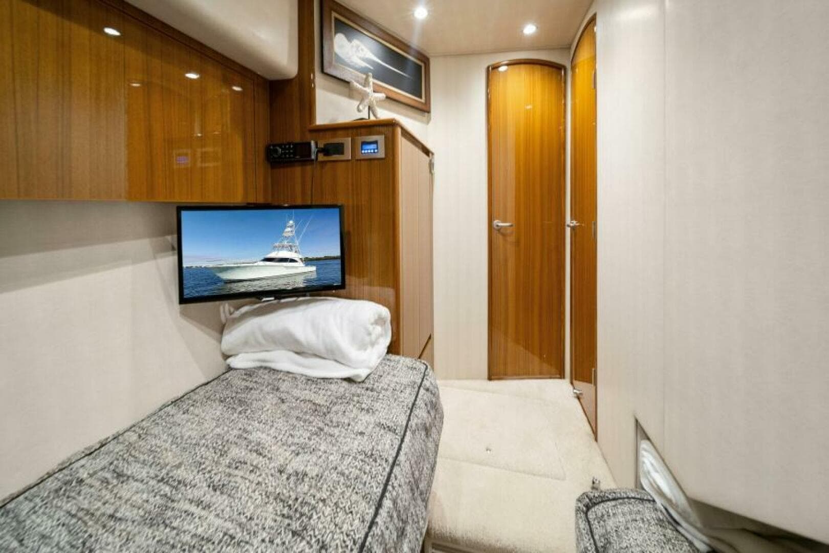 2016 Viking 55 Convertible DONE PICKIN