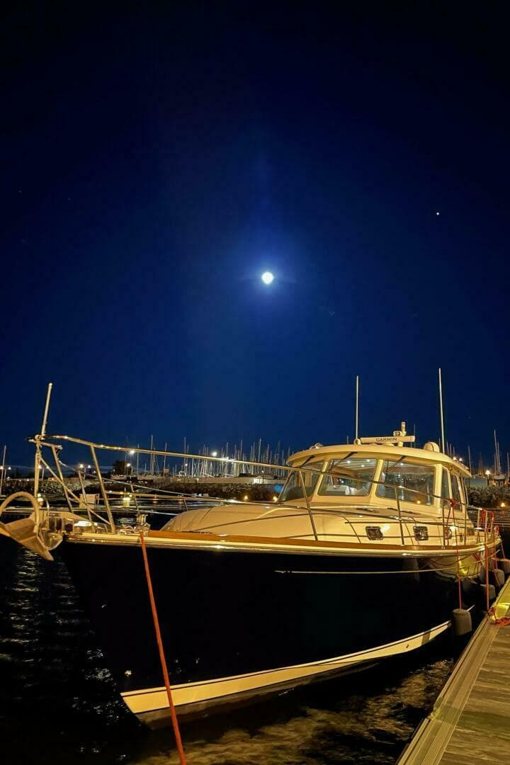 2012 Sabre 48 Salon Express