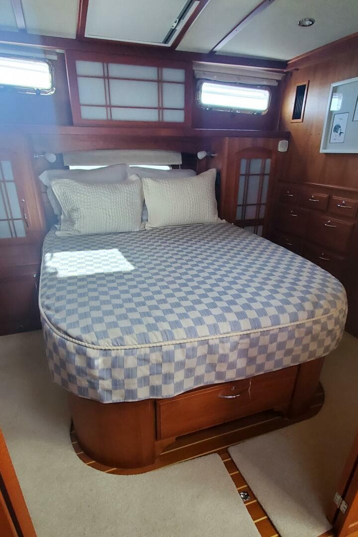 2012 Sabre 48 Salon Express