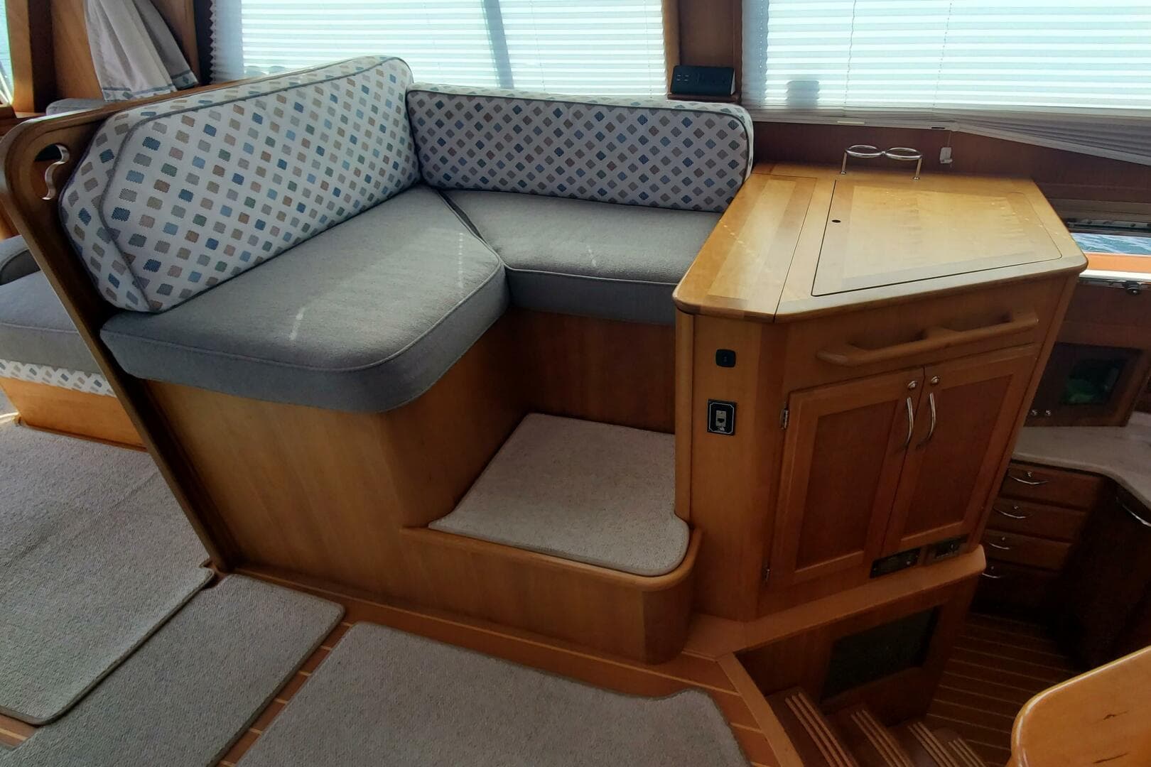 2012 Sabre 48 Salon Express