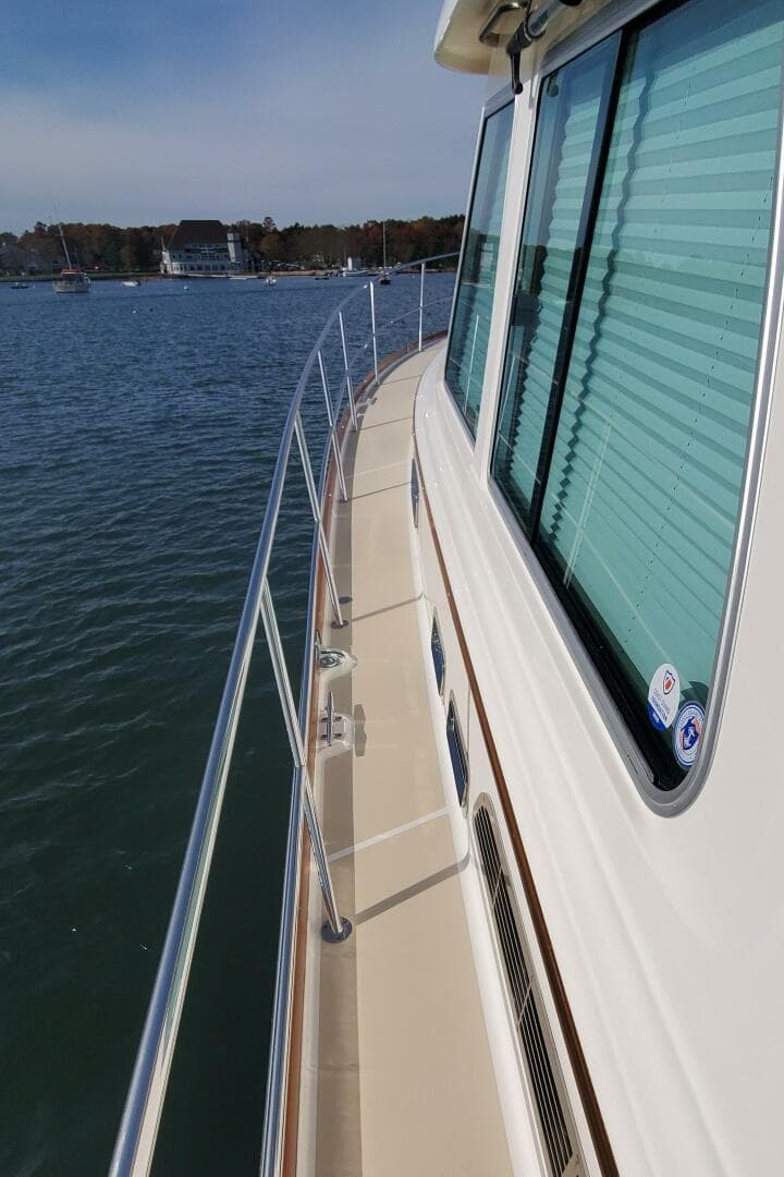 2012 Sabre 48 Salon Express