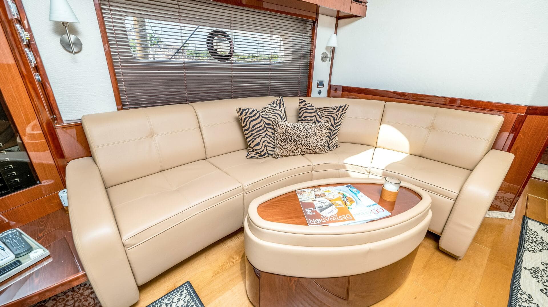 2013 Sea Ray 610 SUNDANCER