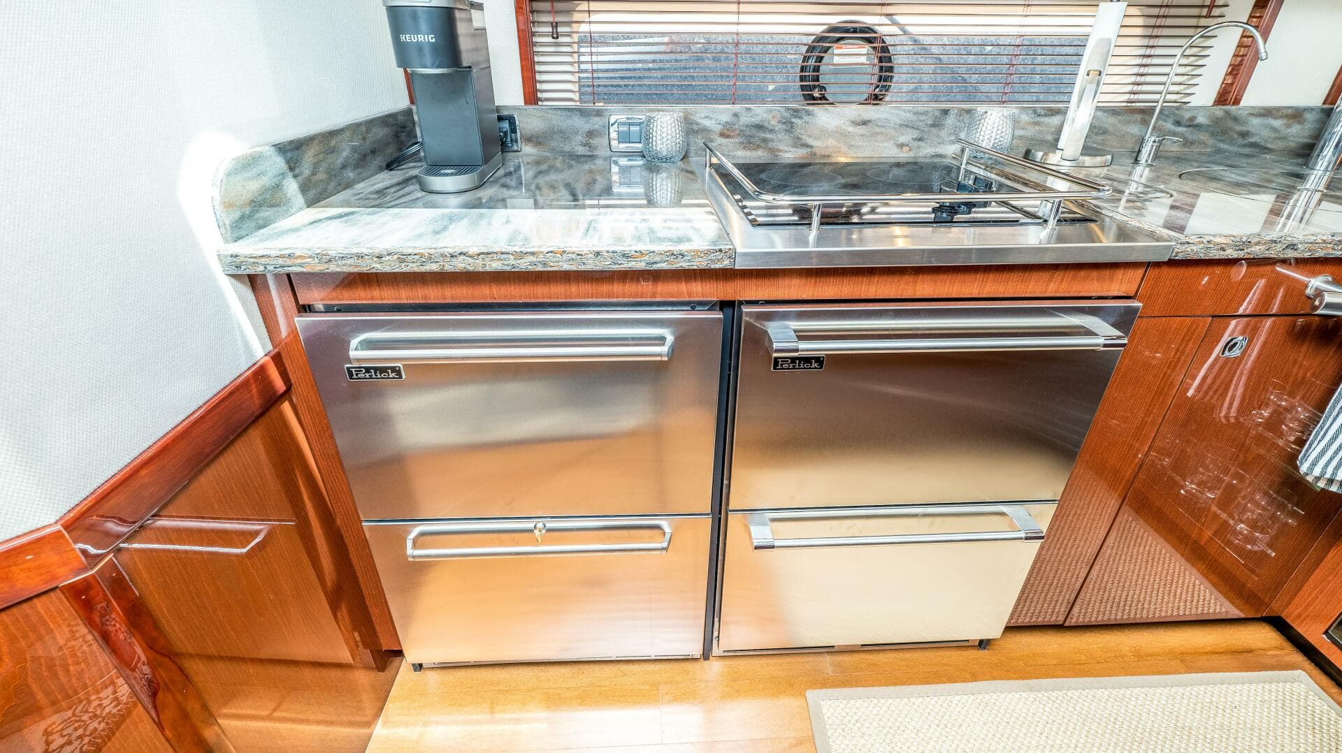 2013 Sea Ray 610 SUNDANCER