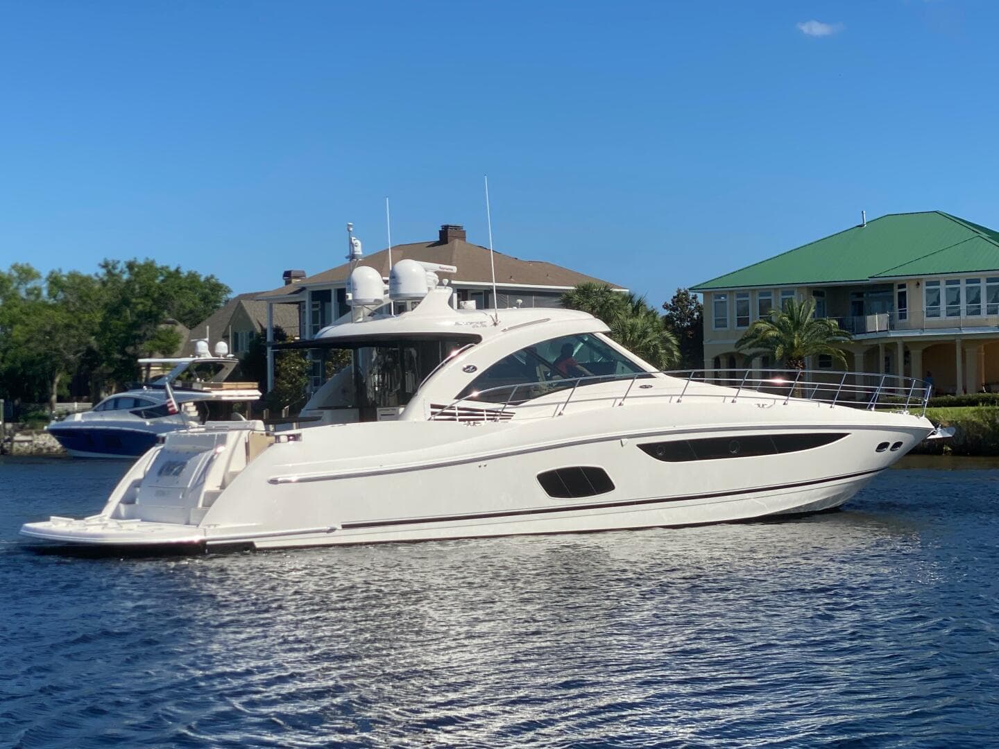 2013 Sea Ray 610 SUNDANCER