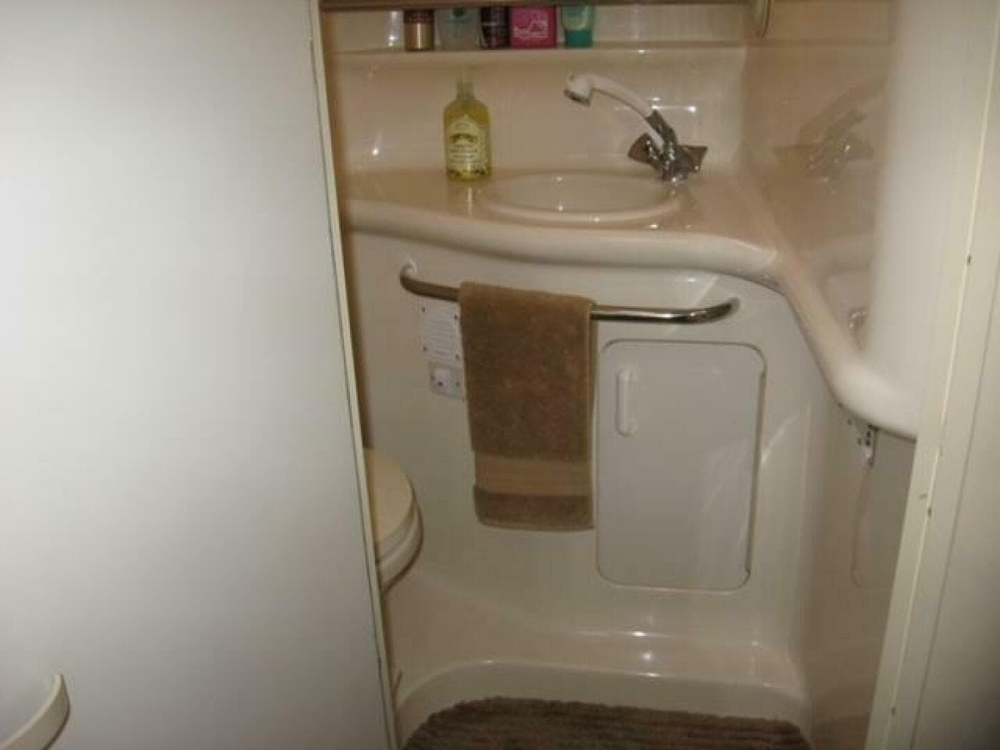 1998 Sea Ray 330 Express