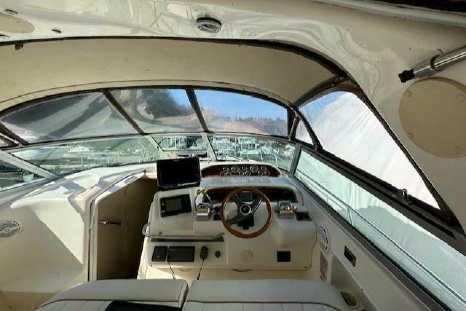 1998 Sea Ray 330 Express