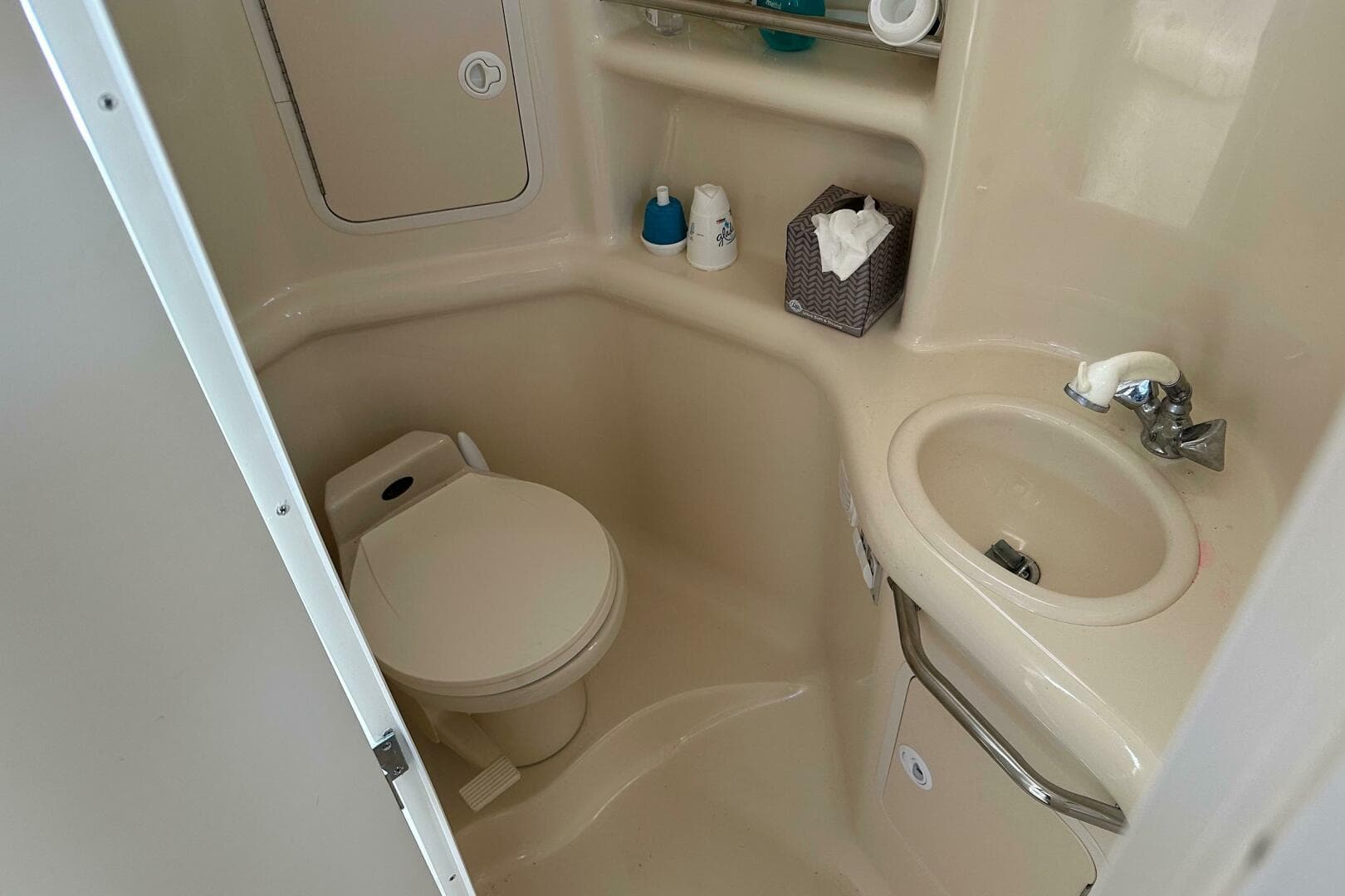 1999 Sea Ray 310 Sundancer