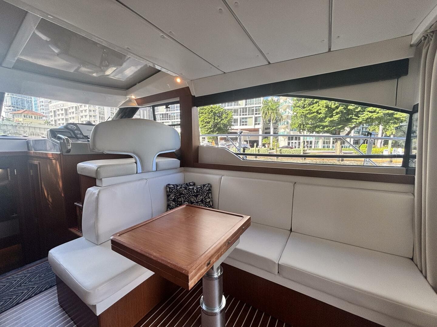 2015 Bavaria 420 Virtess Coupe