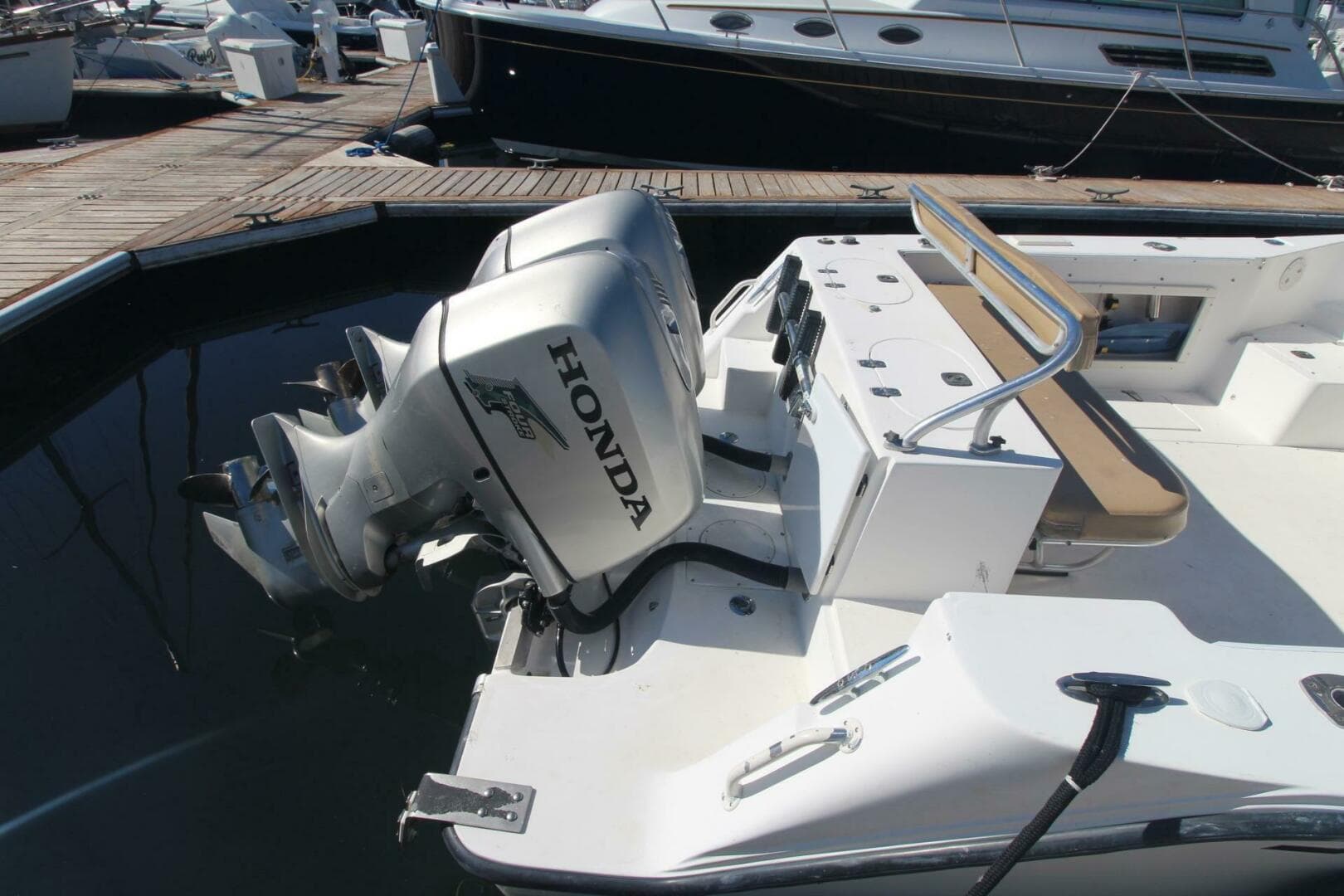 2001 Mako 293 Walk Around