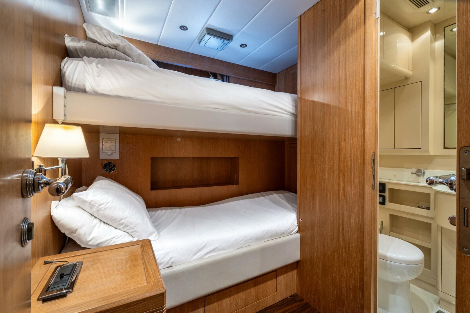 2008 Overmarine Mangusta 108