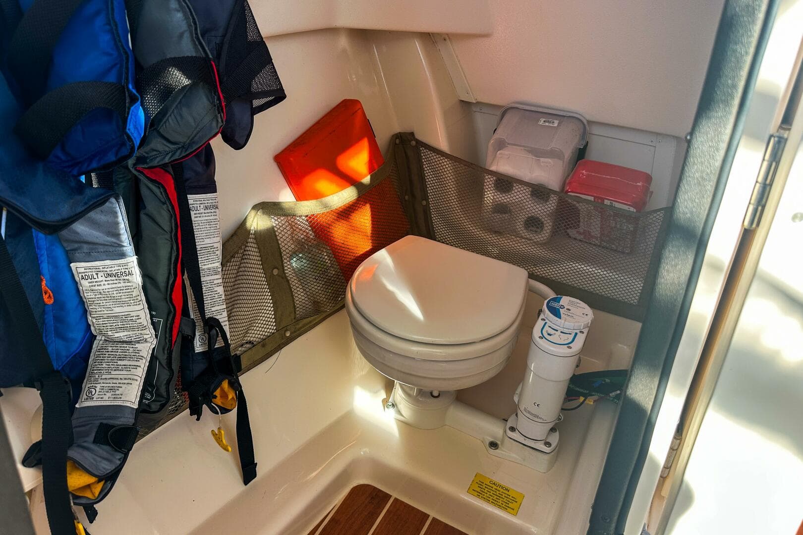 2016 Grady-White 255 Freedom