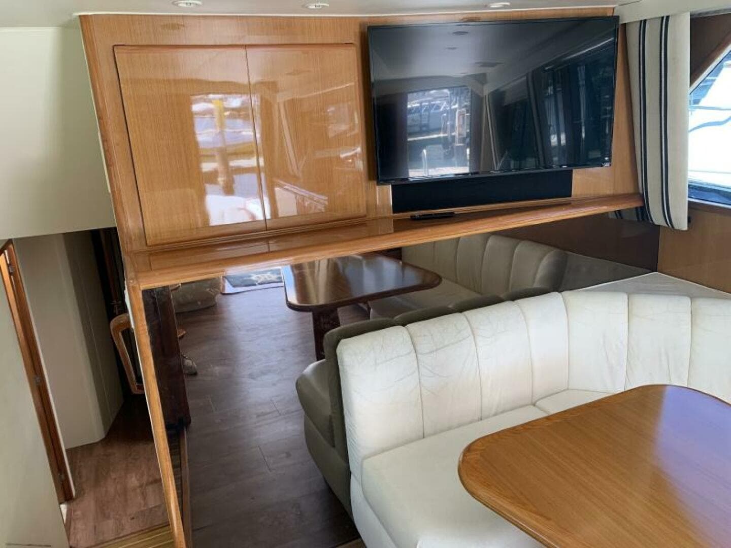 2000 Viking 50 Convertible Sportfish