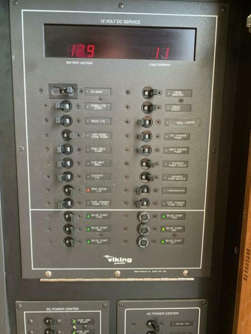 2000 Viking 50 Convertible Sportfish