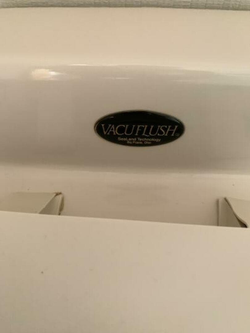 2000 Viking 50 Convertible Sportfish