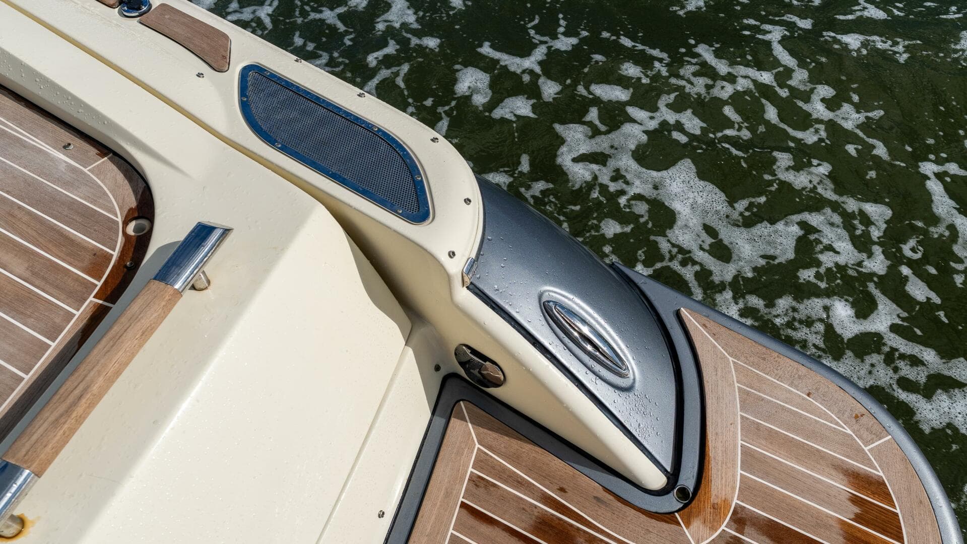 2017 Chris-Craft Corsair Heritage Edition