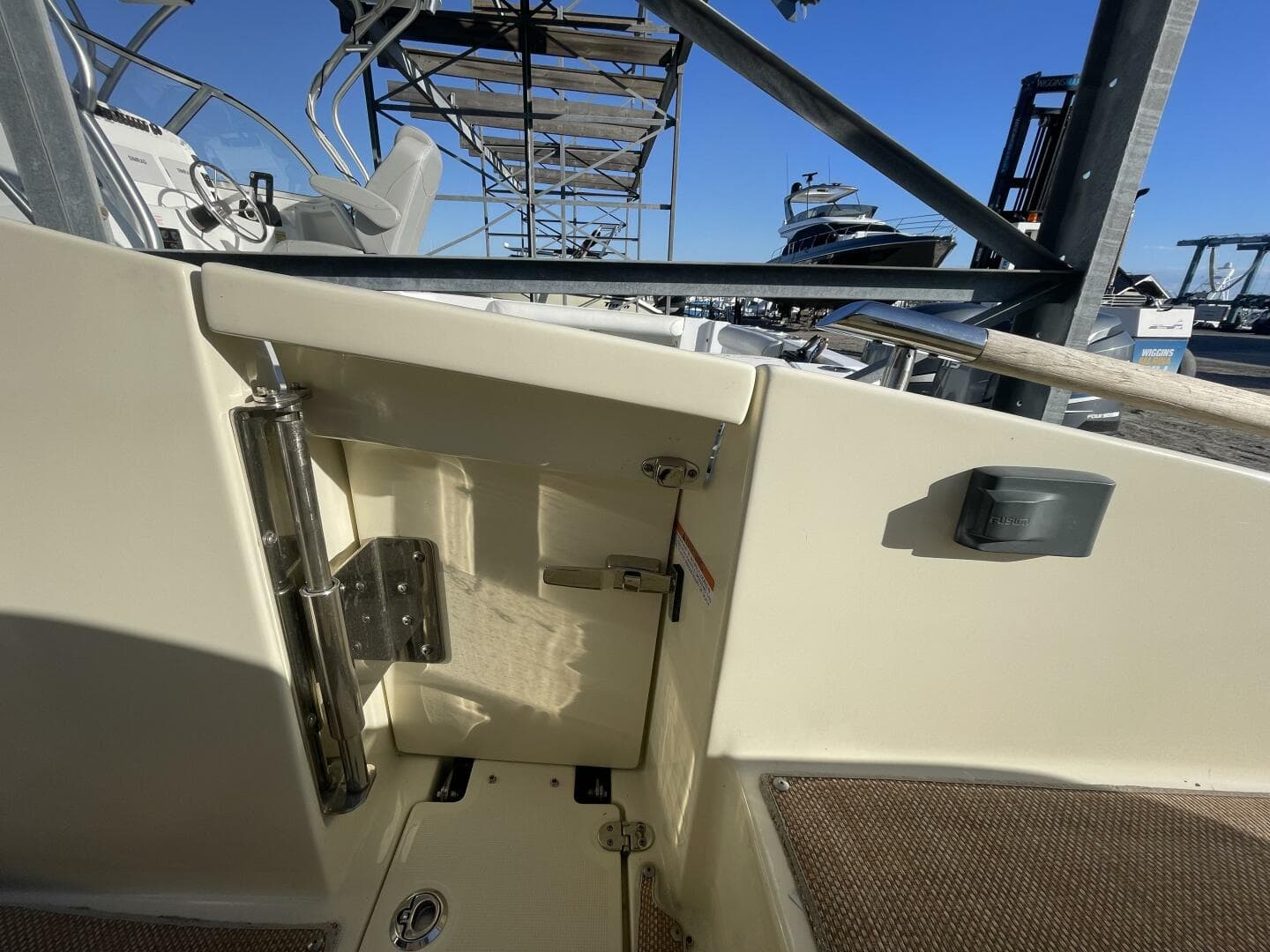 2020 Chris-Craft Launch 28 GT