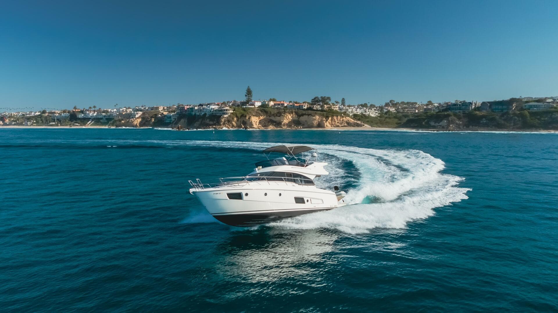 2019 Bavaria Virtess 420