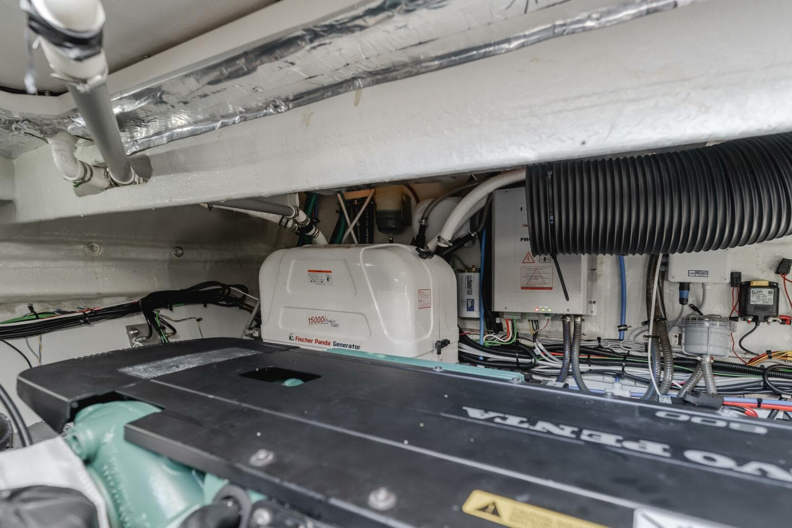 2019 Bavaria Virtess 420