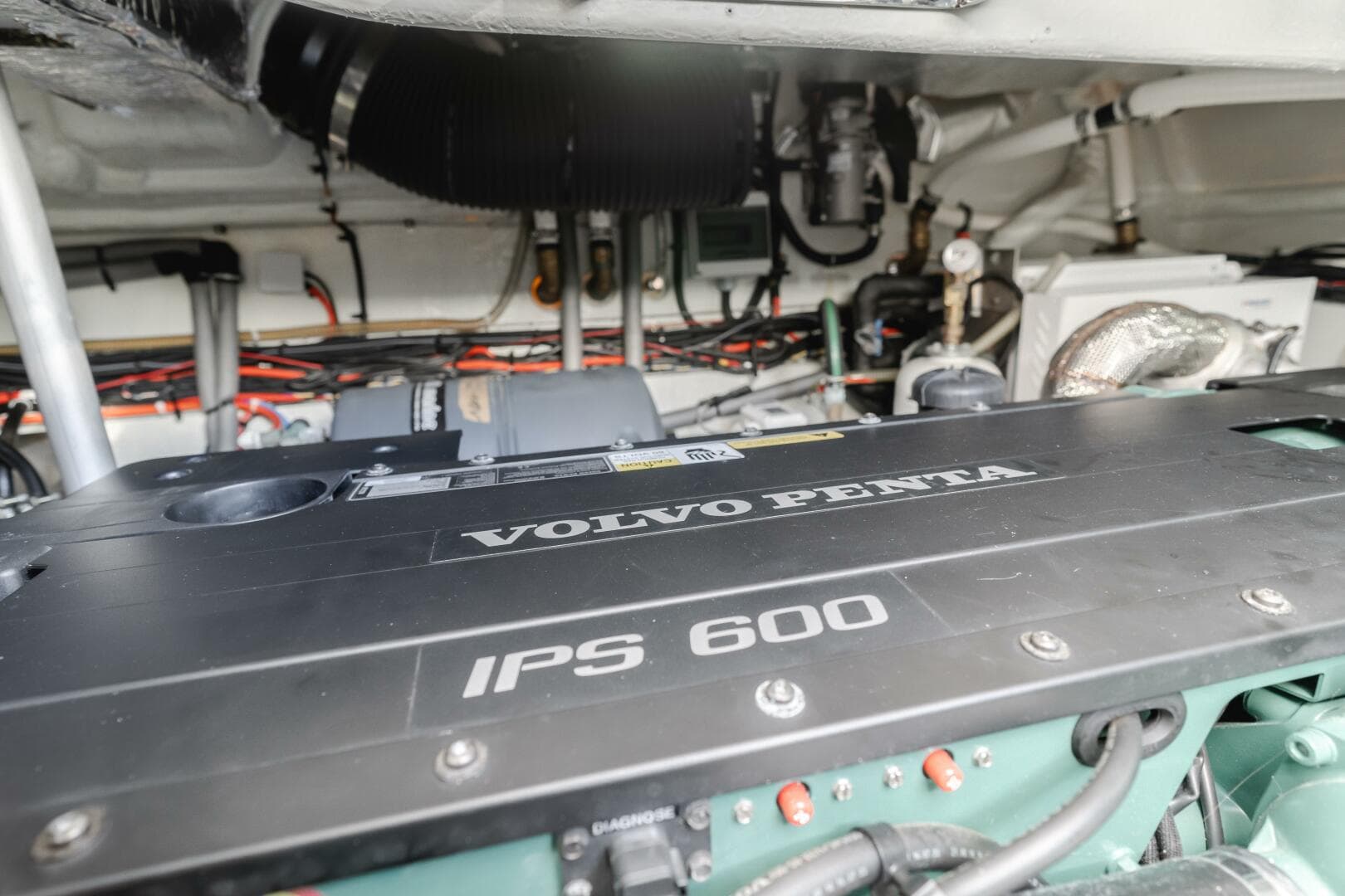 2019 Bavaria Virtess 420