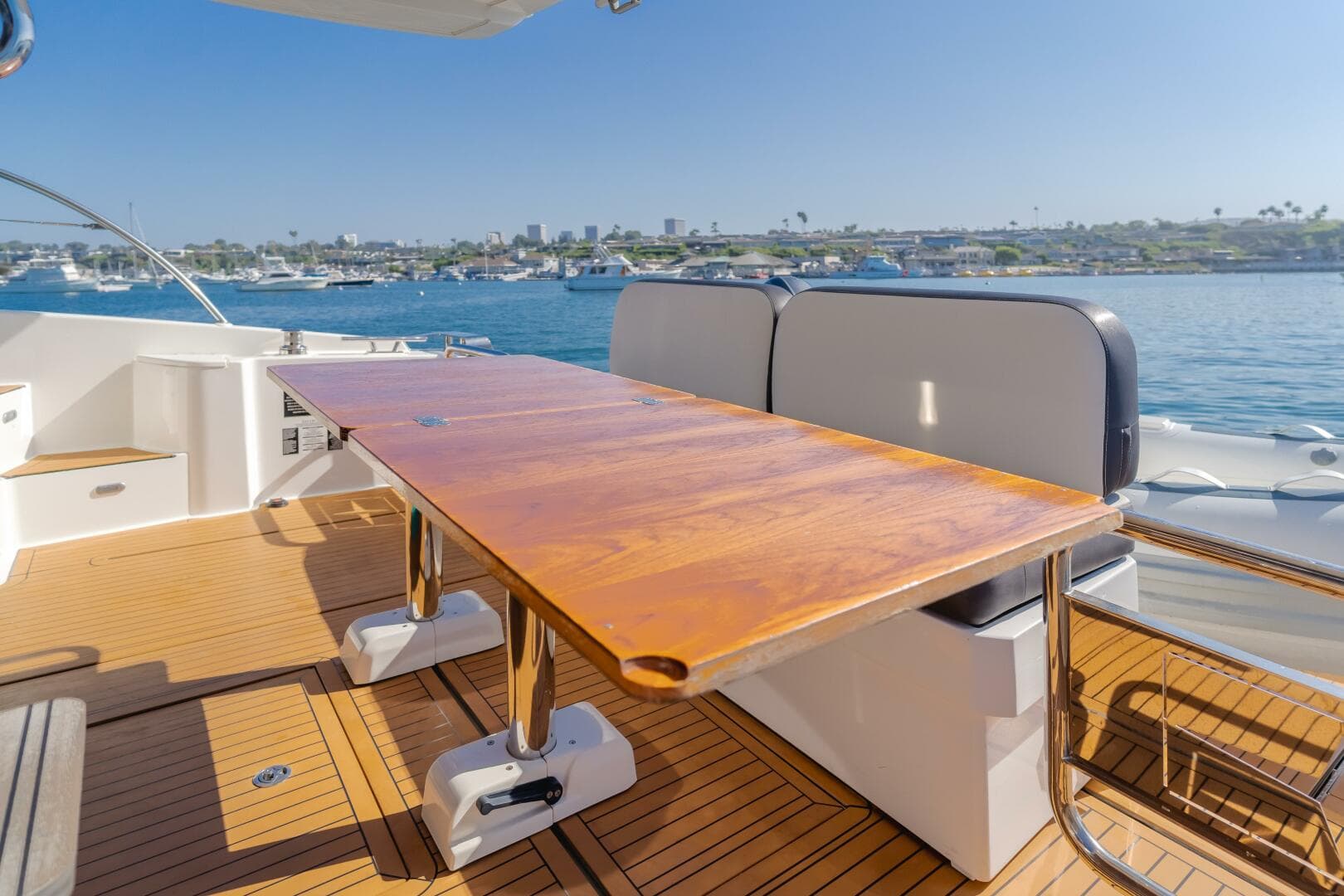 2019 Bavaria Virtess 420