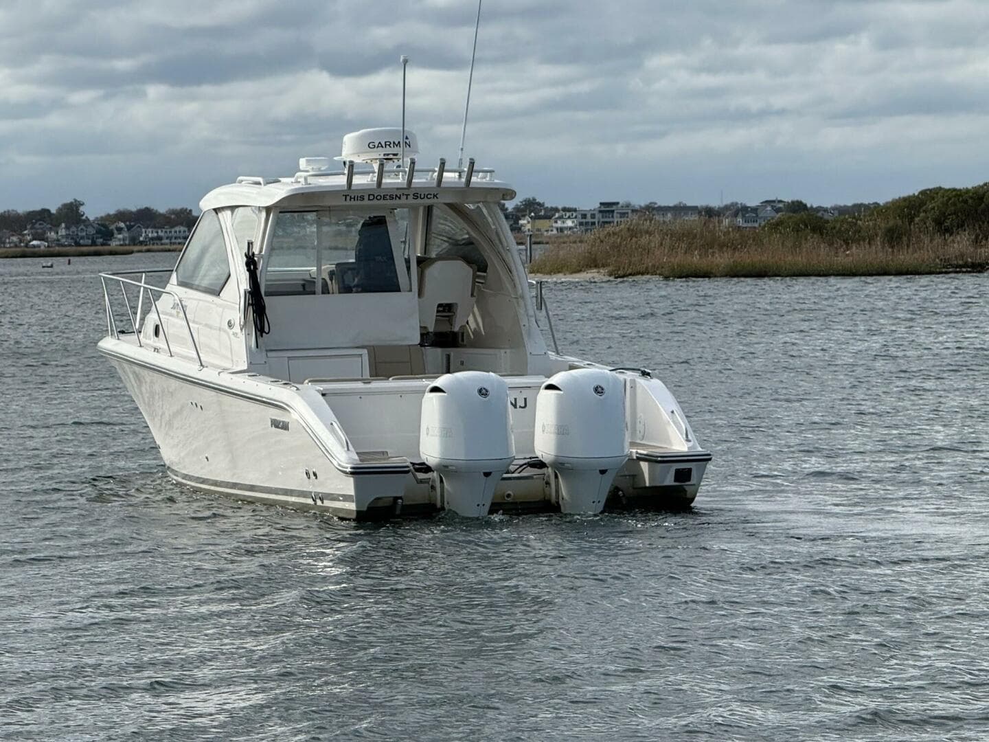 2017 Pursuit OS 325 Offshore