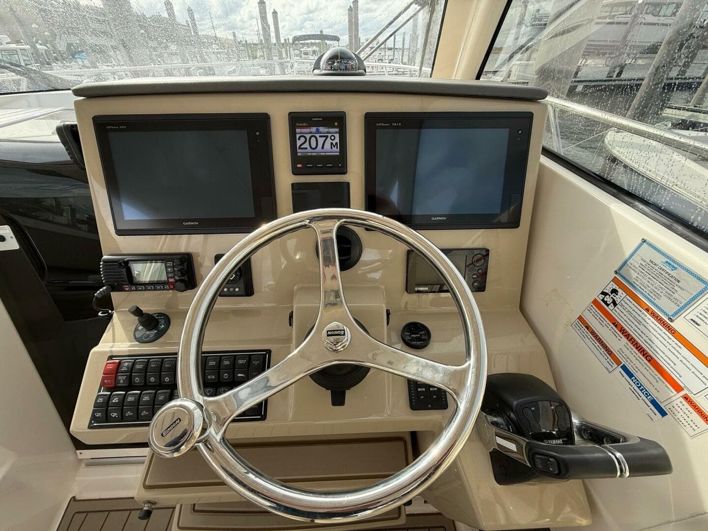 2017 Pursuit OS 325 Offshore