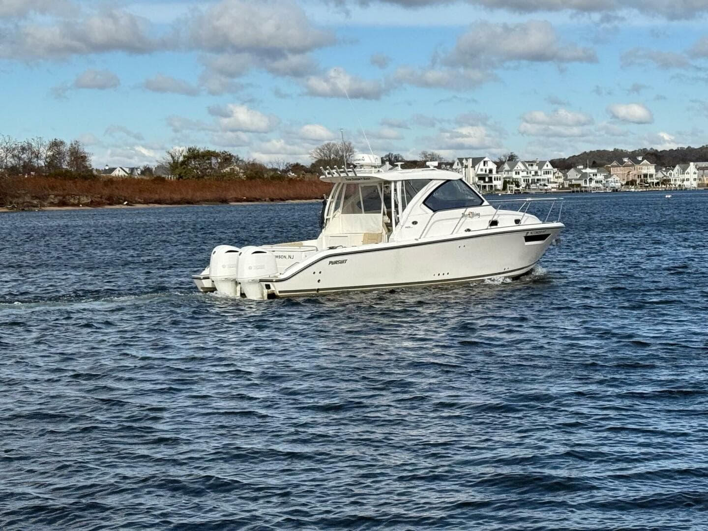 2017 Pursuit OS 325 Offshore