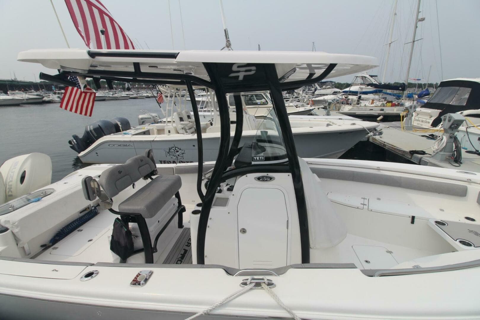 2020 Sea Pro 259 Center Console