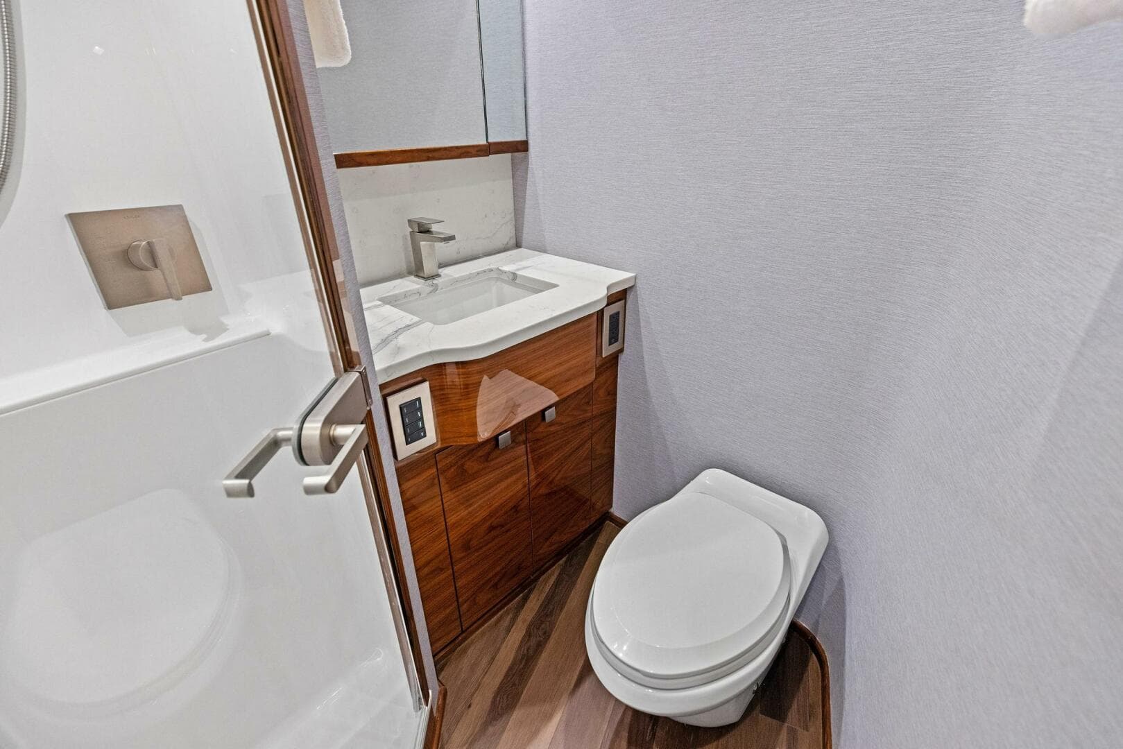 2026 Viking 82 Convertible- TEAM HARVEY I- Port Stateroom Head