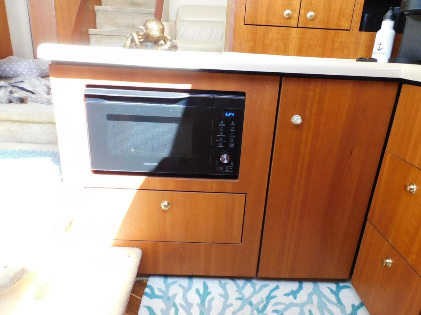 2003 Cruisers Yachts 3750 Motoryacht