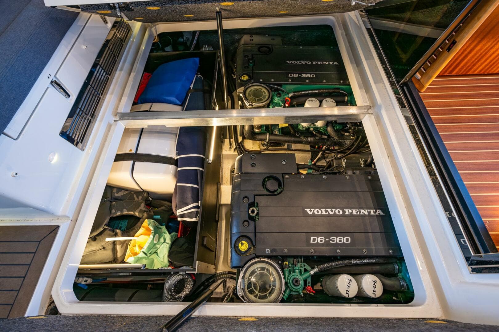 2023 Nimbus 405 Flybridge